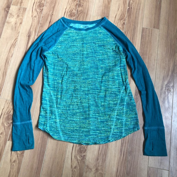 🌼Tek Gear Dry Tek Long Sleeve Shirt Small